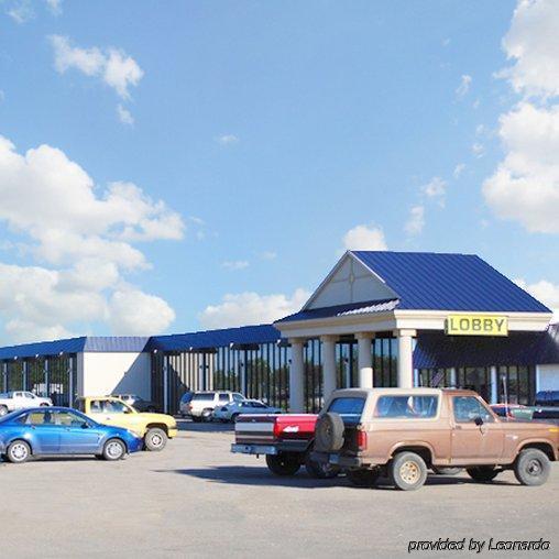 National 9 Inn Gillette Exterior photo
