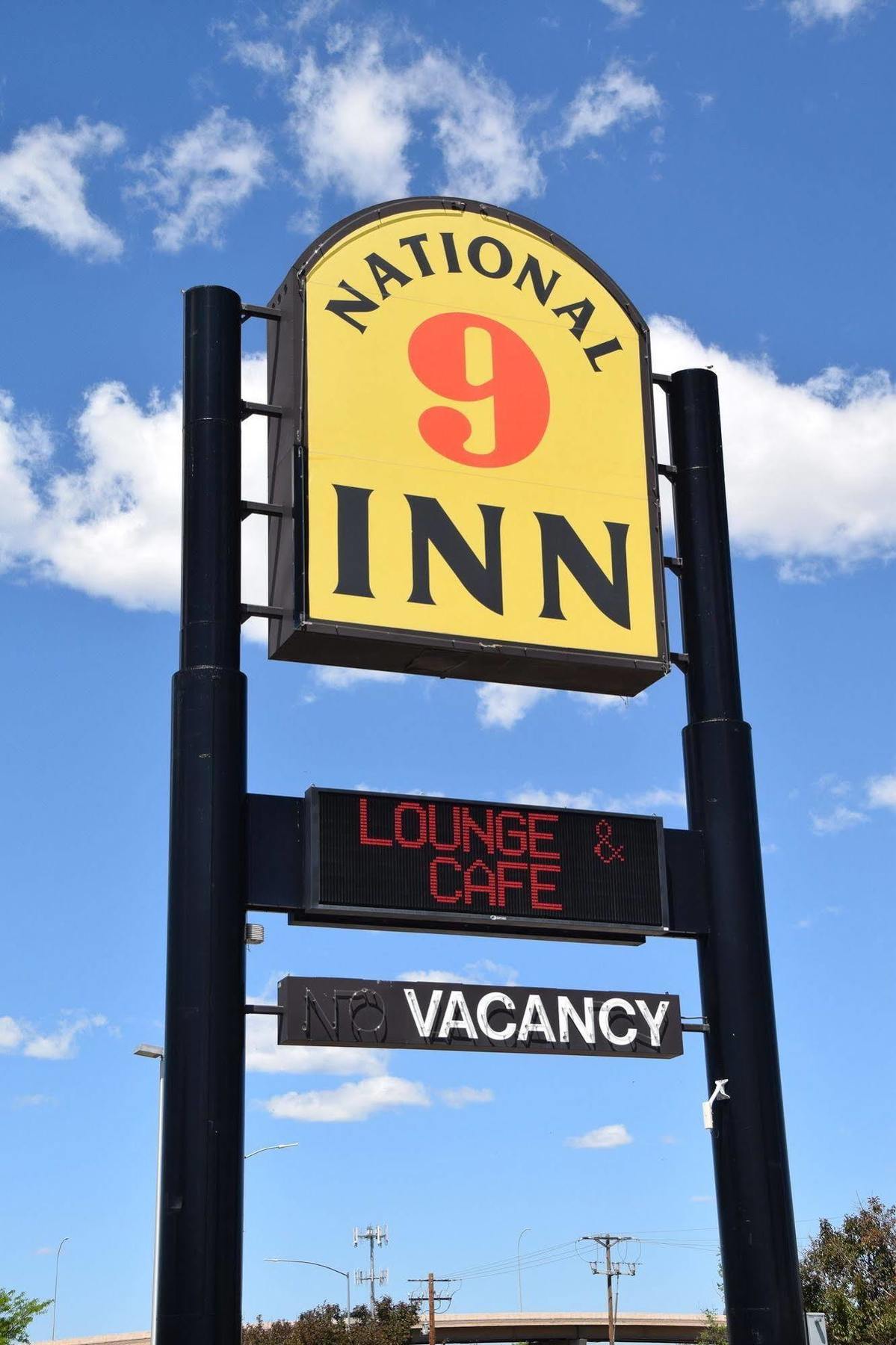National 9 Inn Gillette Exterior photo